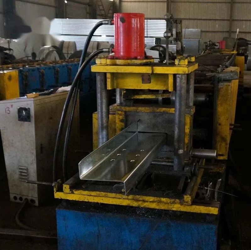 Z-نوع-قناة-Stee